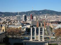 IMG_2338 Place d'Espagne au fond. Vue depuis le grand Palais, en arri�re plan, la coline du Tibidado