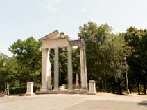 012-70d_9144 Temple of Antonino E Faustina